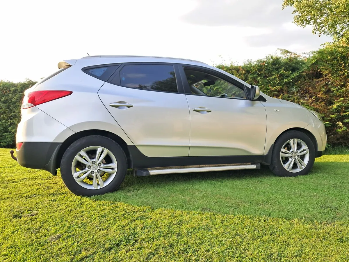 Hyundai ix35 - Image 1