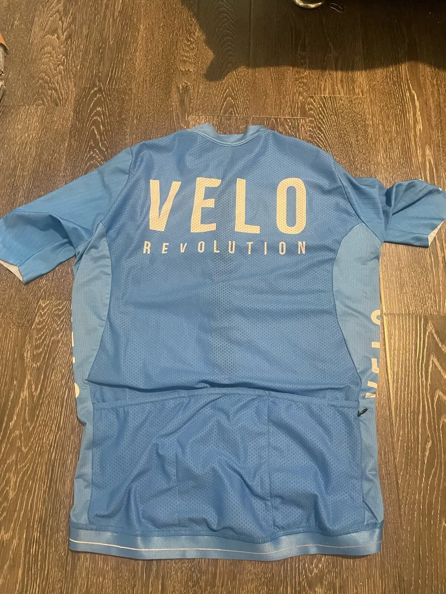 Selection of cycling jerseys - Image 2