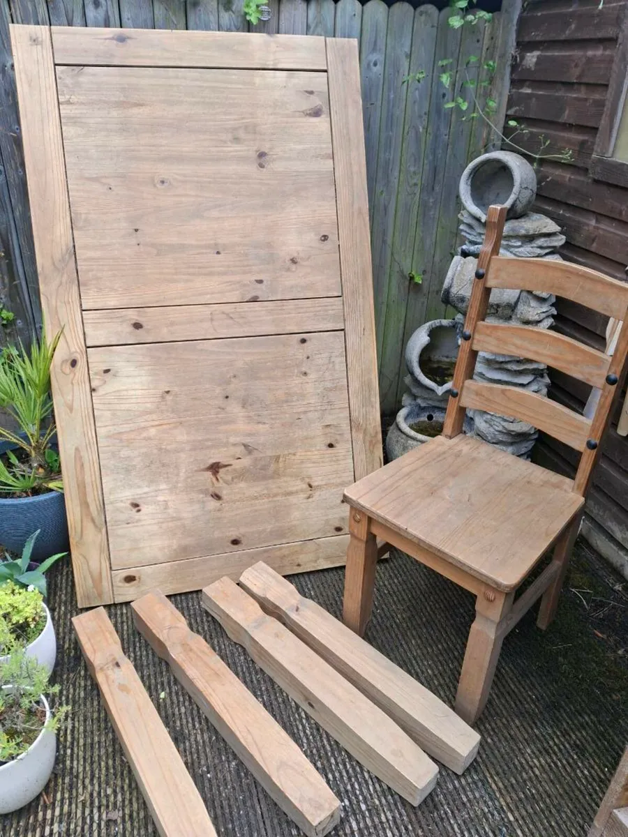 Table with four chairs
