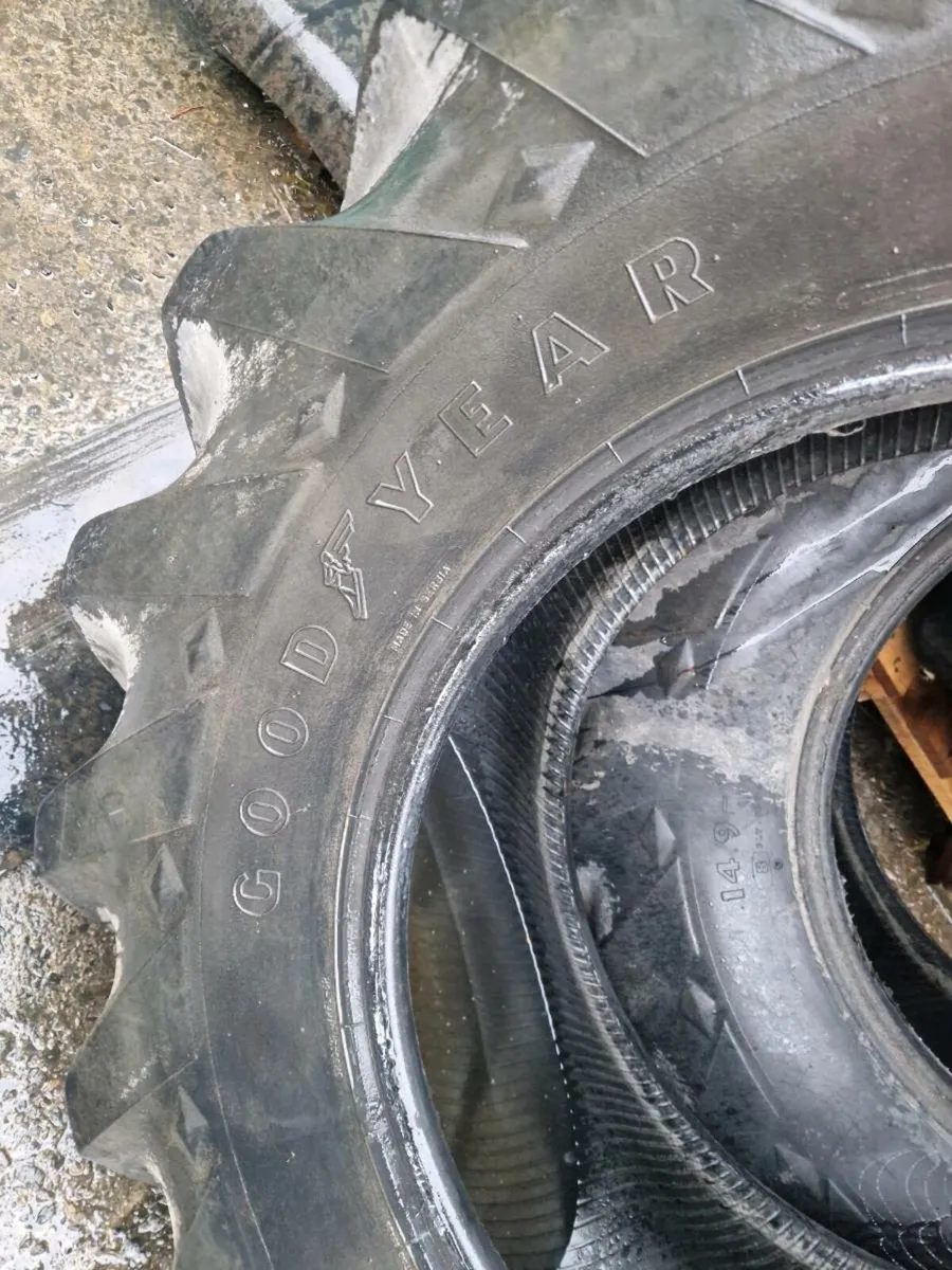 Tyres 24ins Goodyear - Image 3