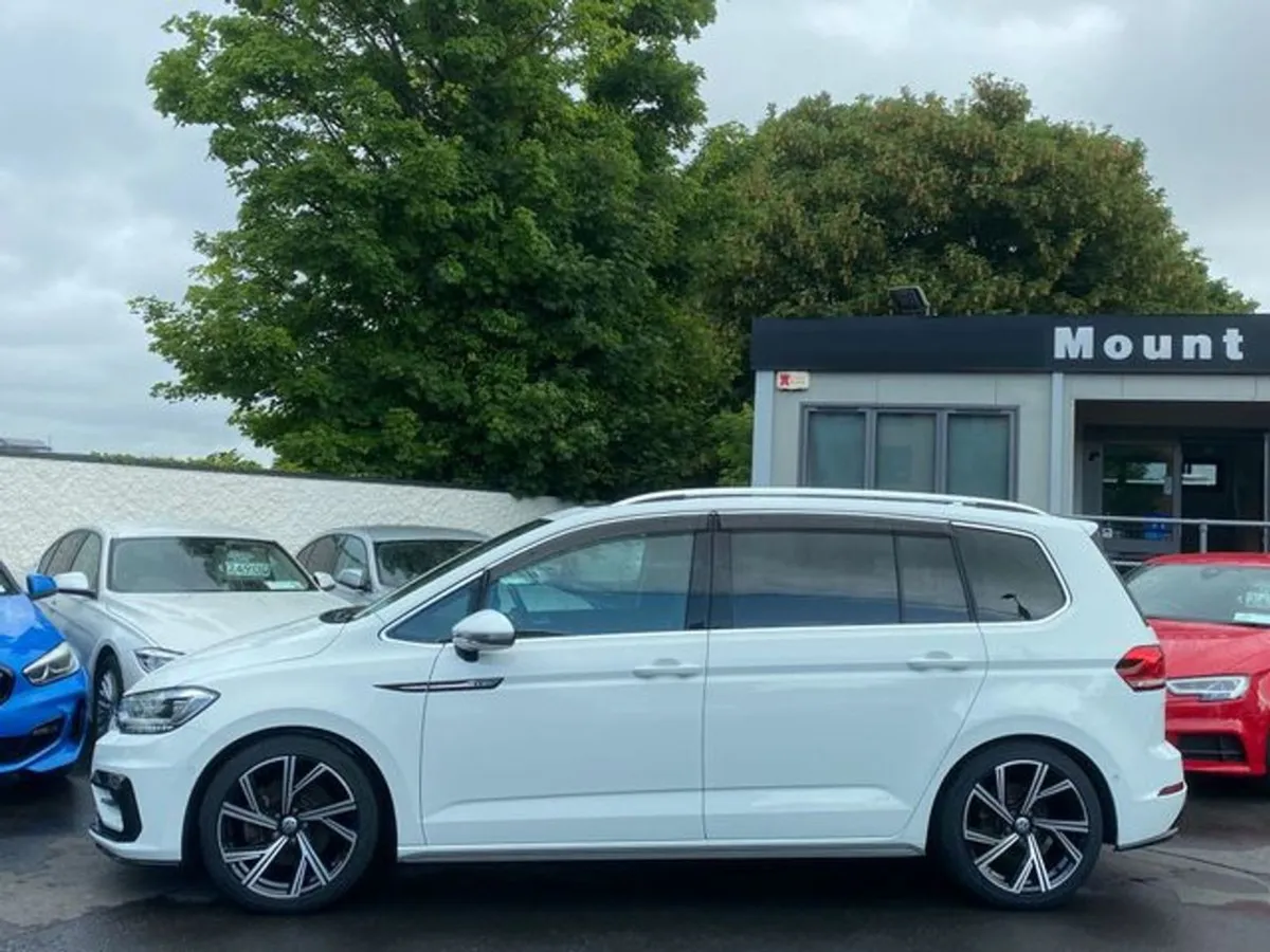 Volkswagen Touran R-line Auto Pan Roof - Image 4