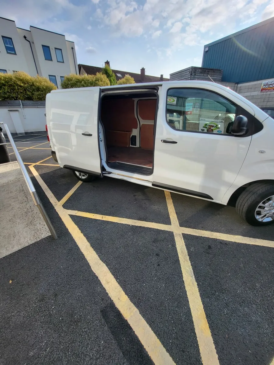 Vivaro van 2020 full doe - Image 4