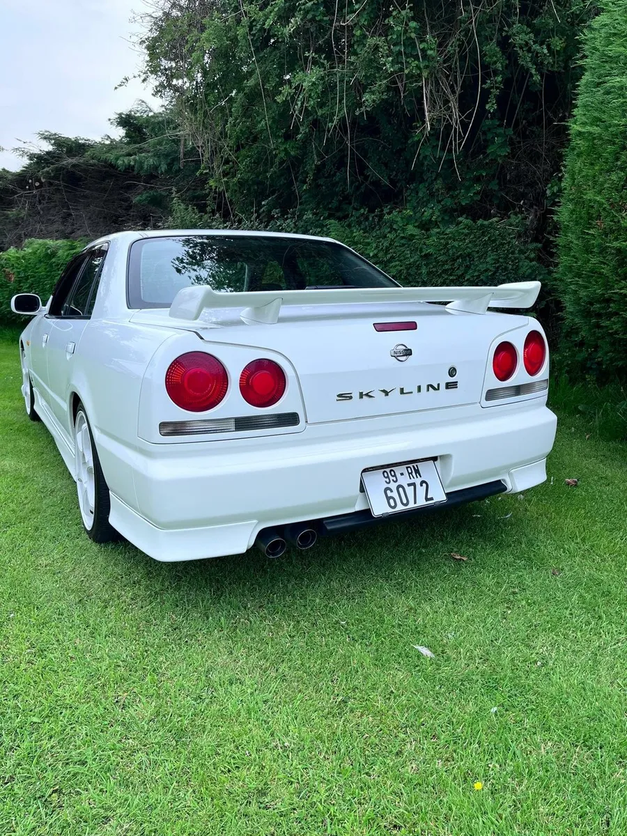 Nissan Skyline - Image 4