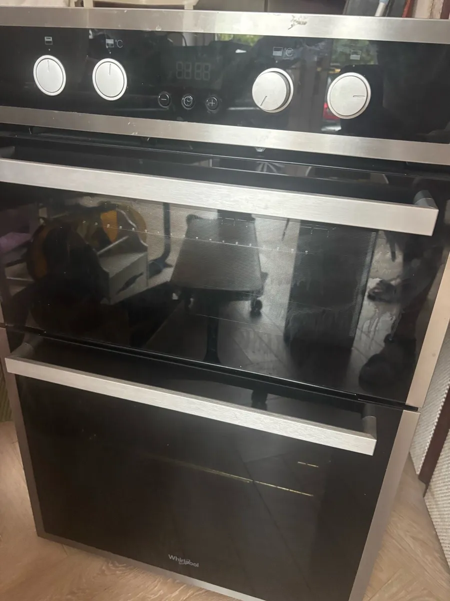 Oven - Image 1