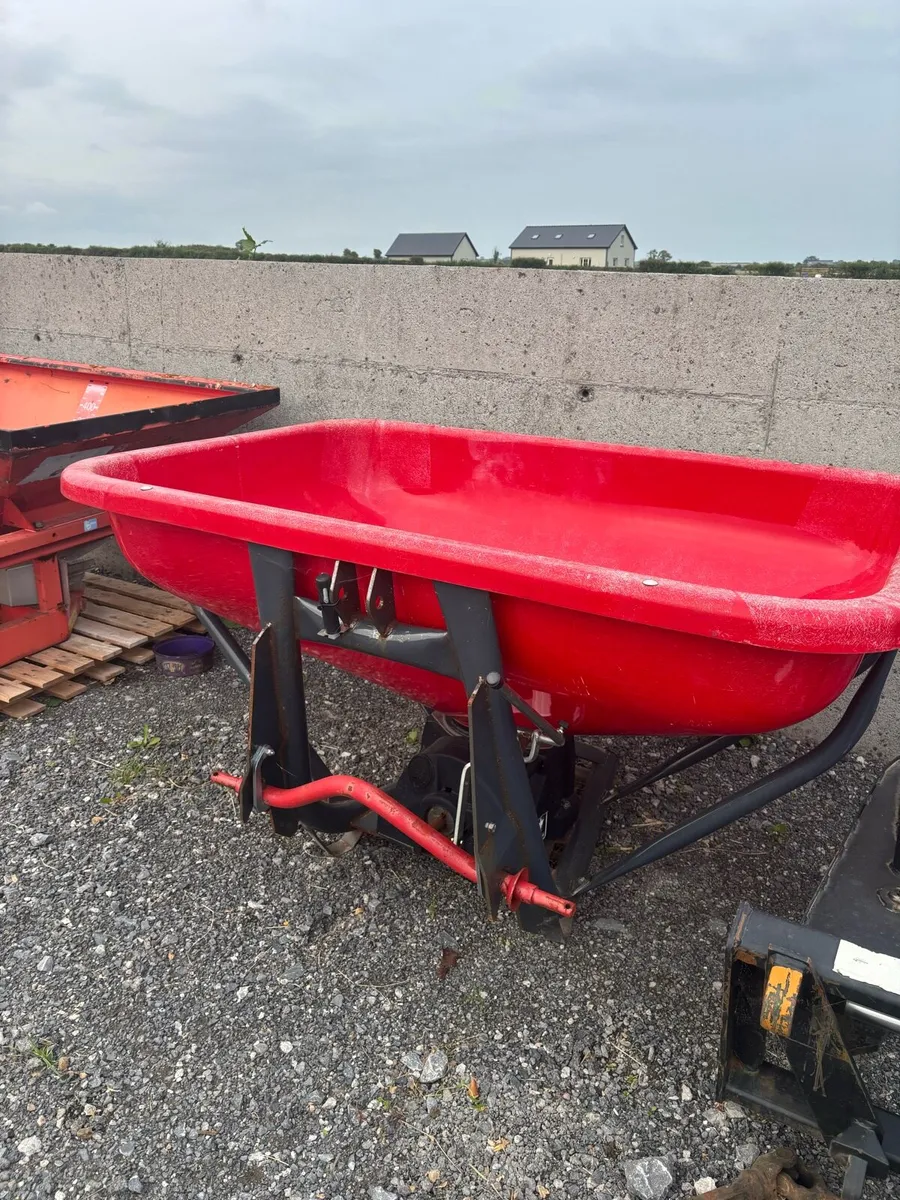 Fertiliser Spreader/Balegrab/Spike - Image 1