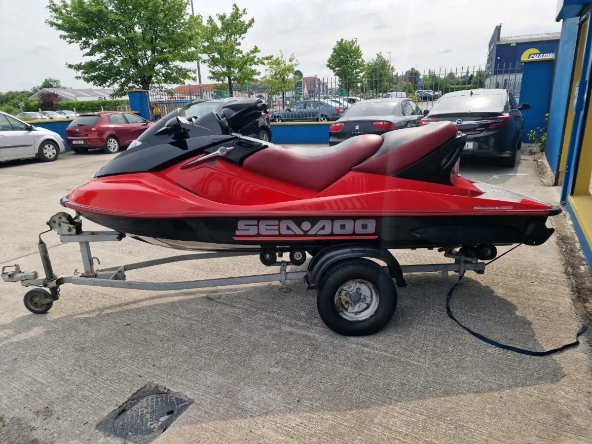 Jetski - Image 1