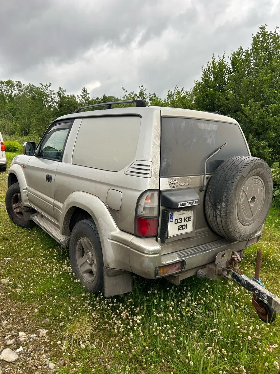 Toyota land cruiser - Image 3