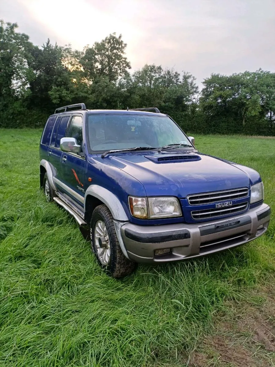 Isuzu trooper - Image 1