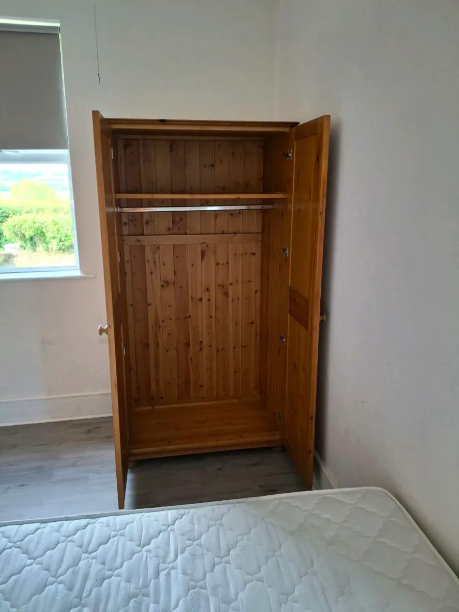 Beds and bedroom furniture - Image 2