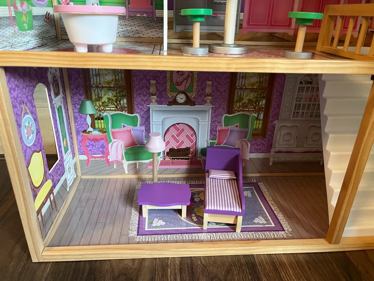 Kidkraft dolls house - Image 2