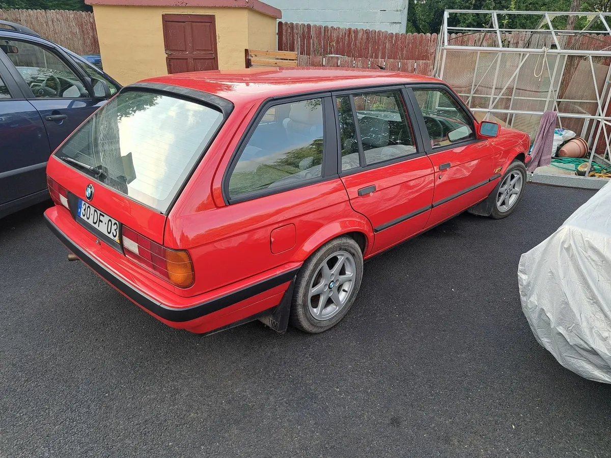 BMW 3-Series 1990 - Image 3