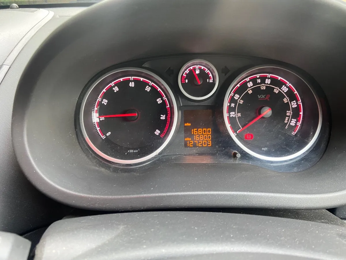 Vauxhall Corsa  VXR 2010 Turbo - Image 2
