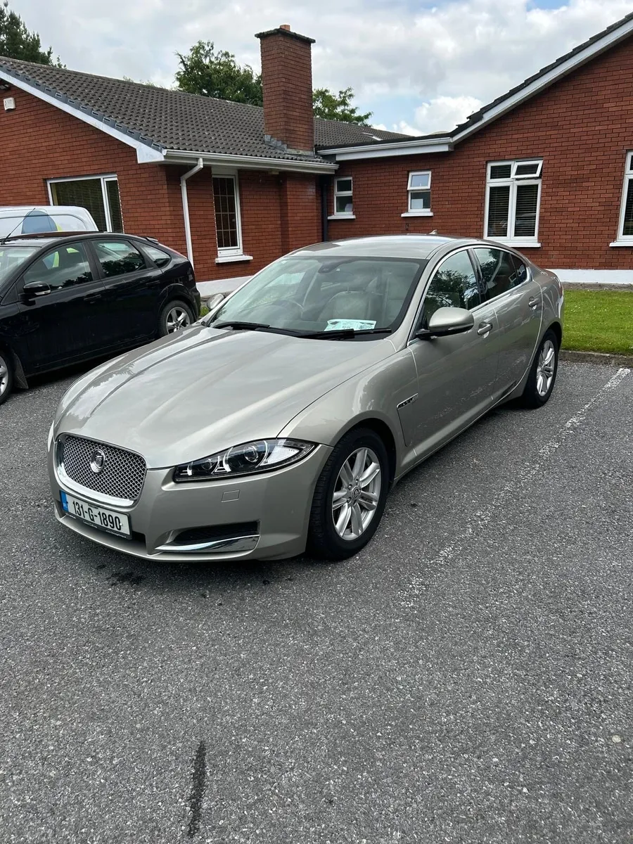 Jaguar XF 2013 - Image 1