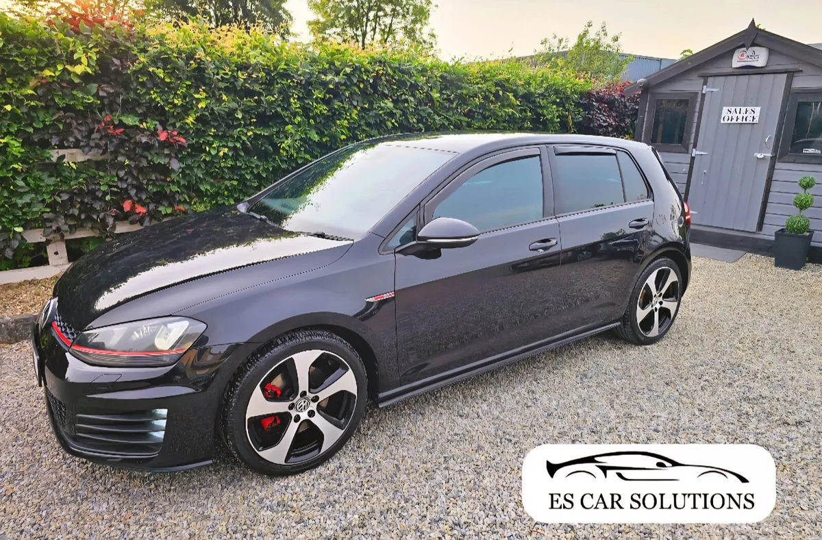 132 Volkswagen Golf GTI DSG Brand New NCT  07/26 - Image 3