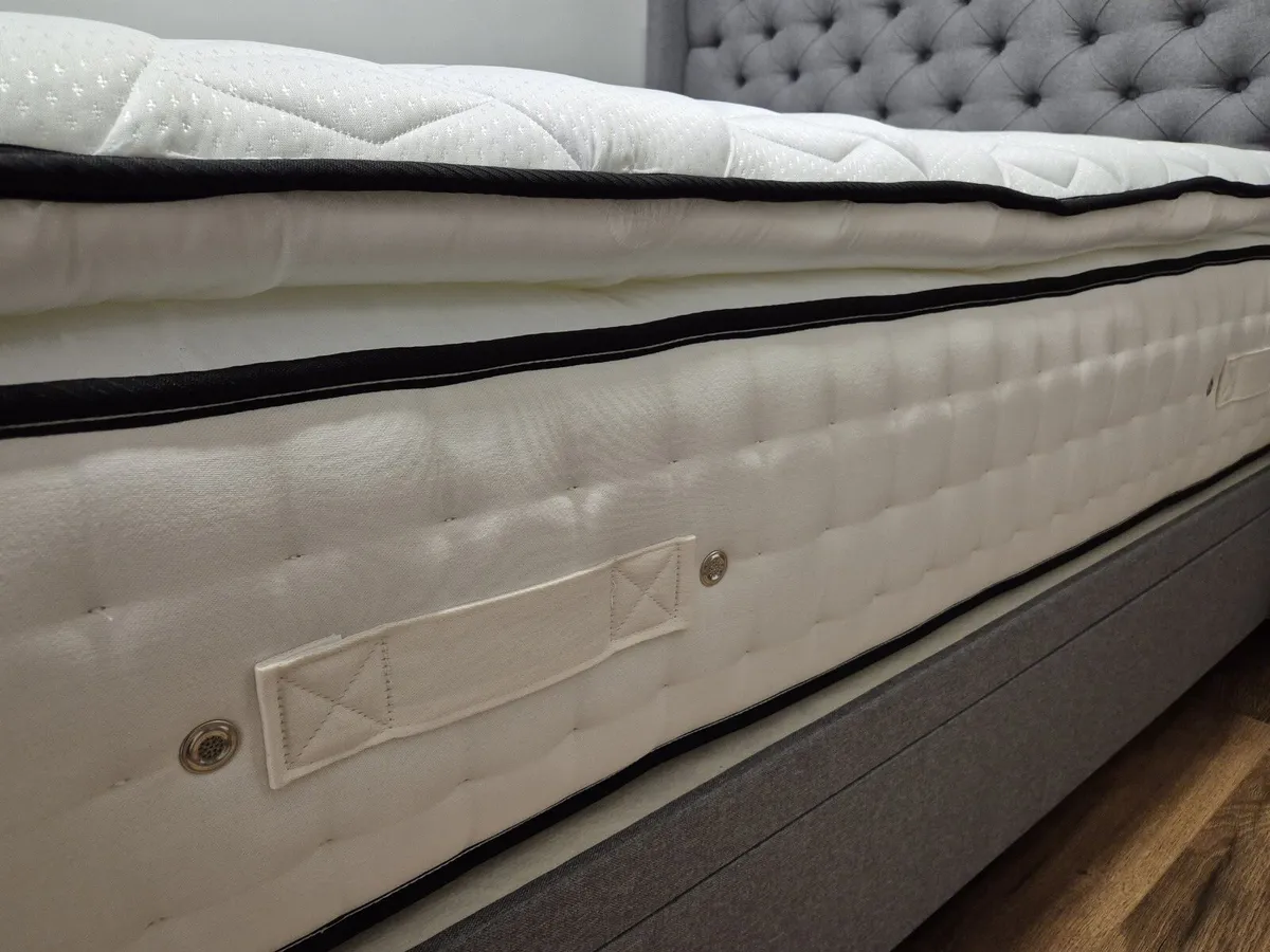 mattress - Image 4