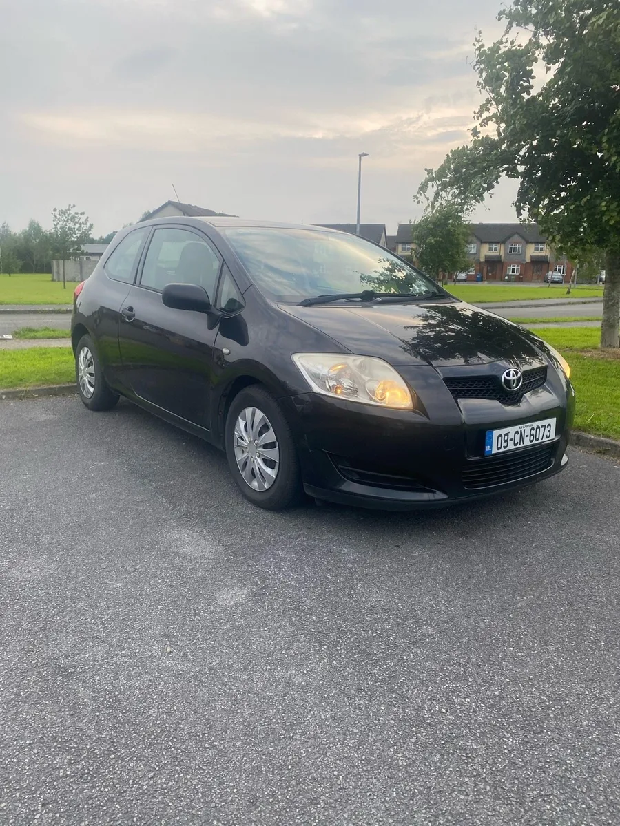 2009 AURIS for sale NCT 01/26 1.4 DIESEL - Image 1
