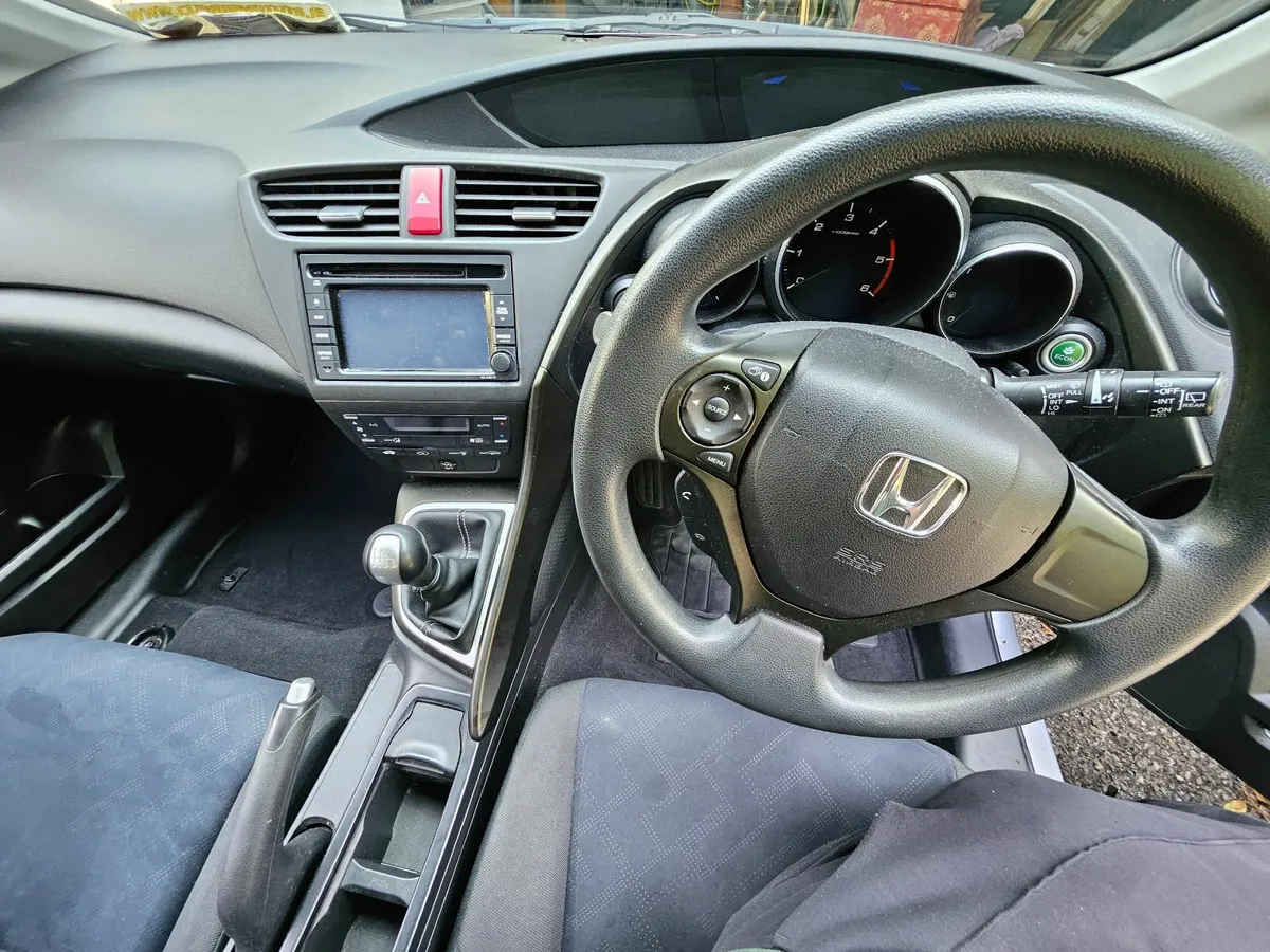 Honda Civic 2013 - Image 3