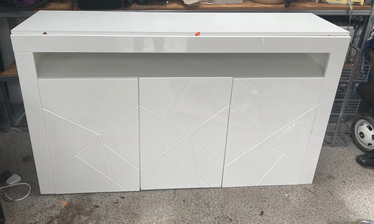 Cabinet - Image 3