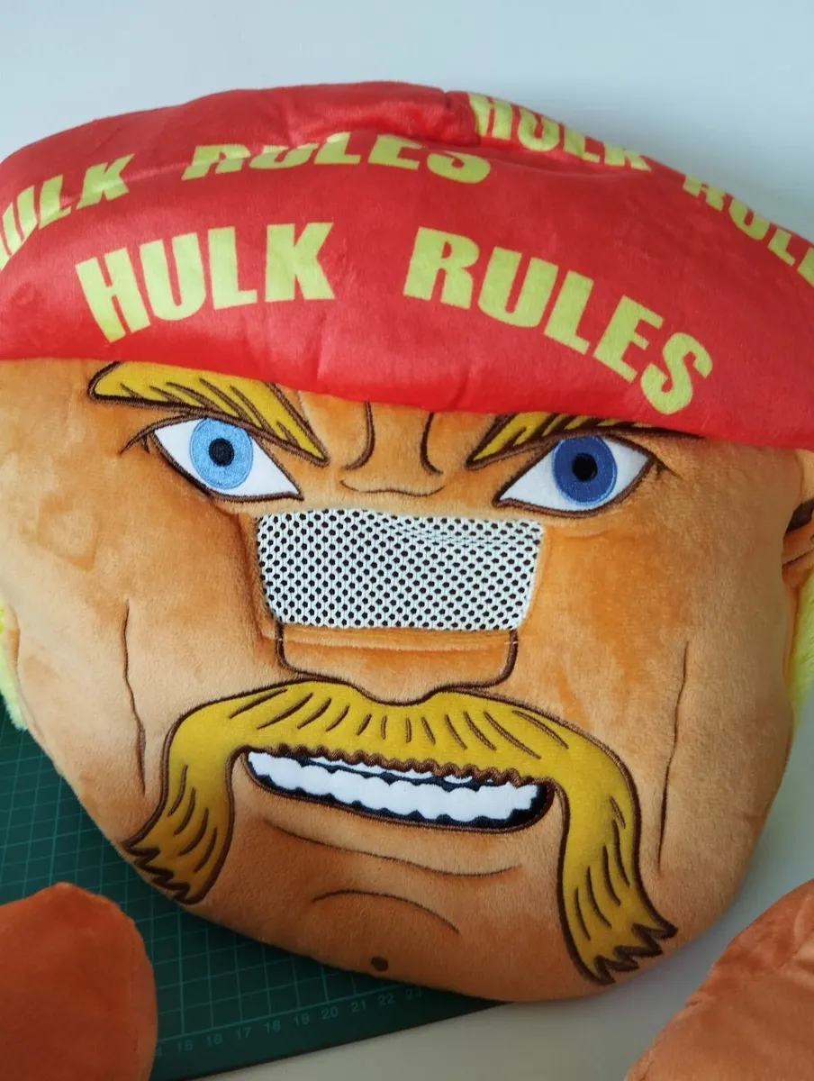 Hulk Rules Plush Set like new - Image 3