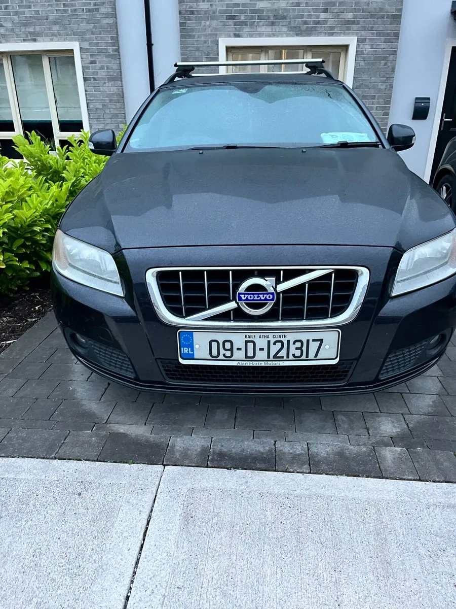 Volvo V70 2.0D - Image 1