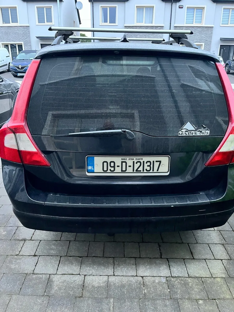 Volvo V70 2.0D - Image 2