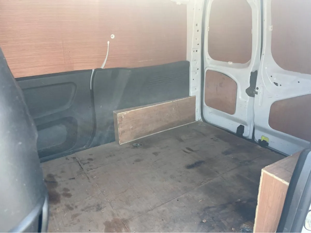 Opel Combo Sportive 3 Seater -l1h1-1.5 100PS D-6s - Image 4