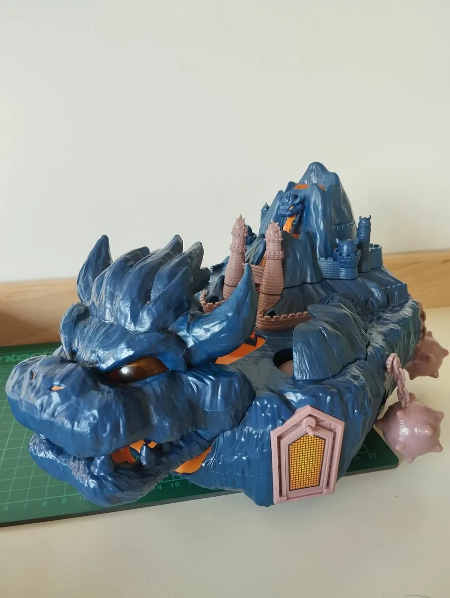 Bowser's Island Castle Playset - Image 1