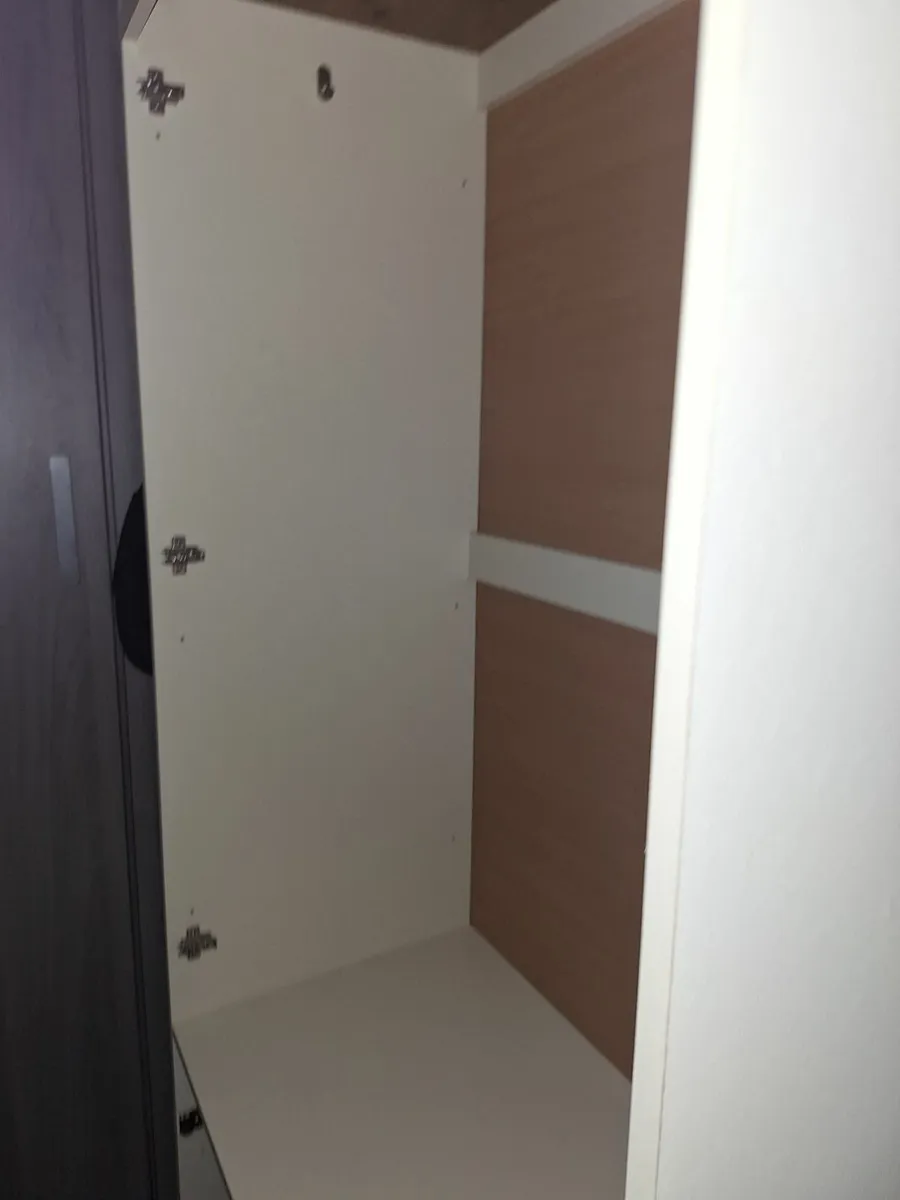 Wardrobe - Image 3
