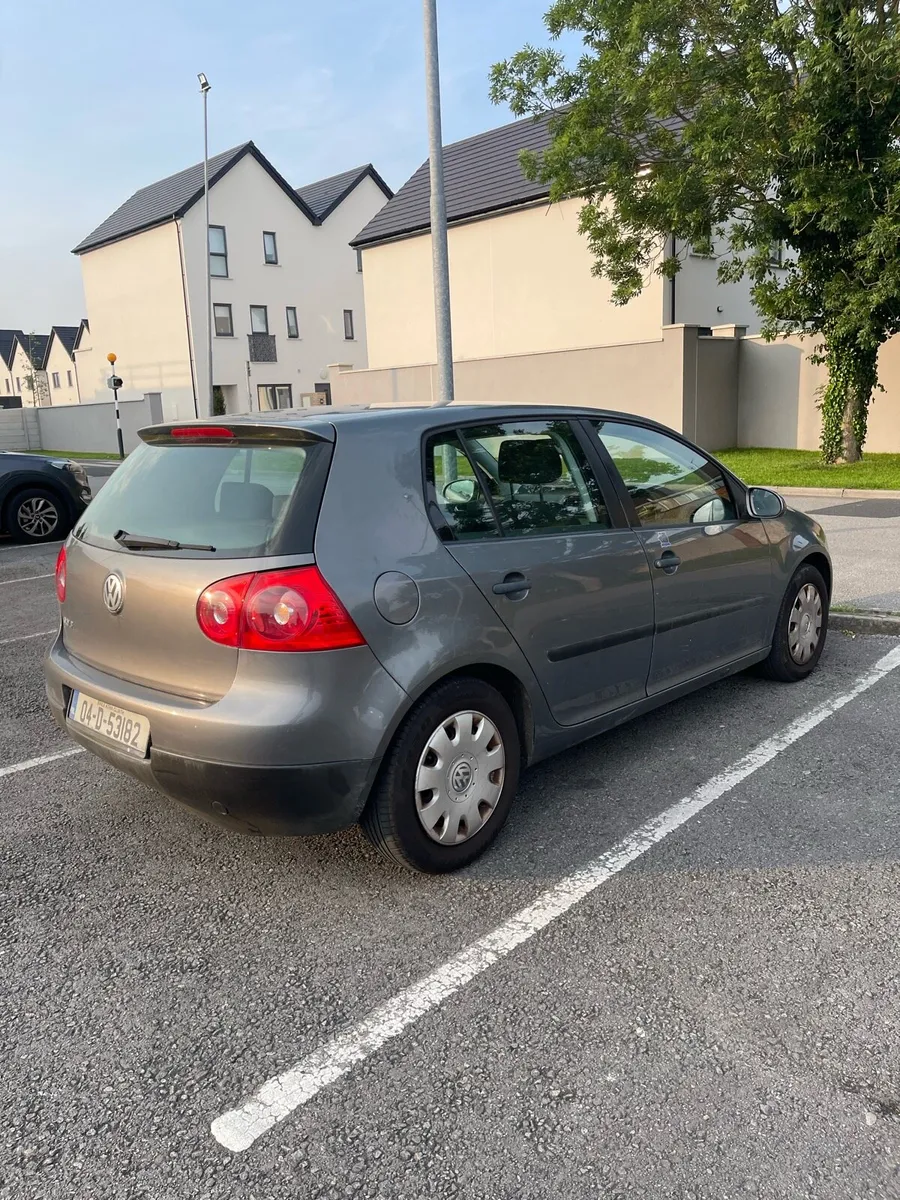 Golf Mark 5 - Image 1