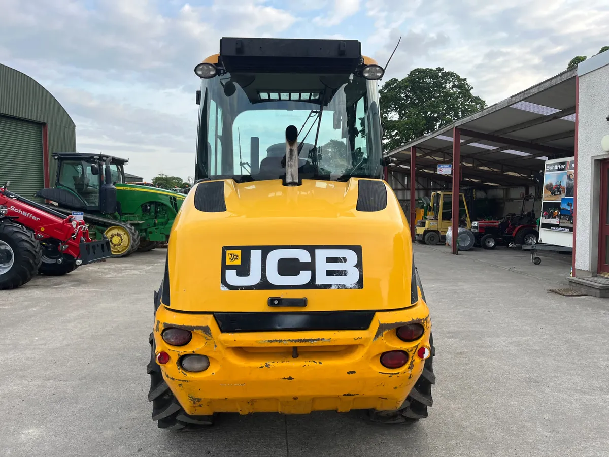 JCB TM220 - Image 2