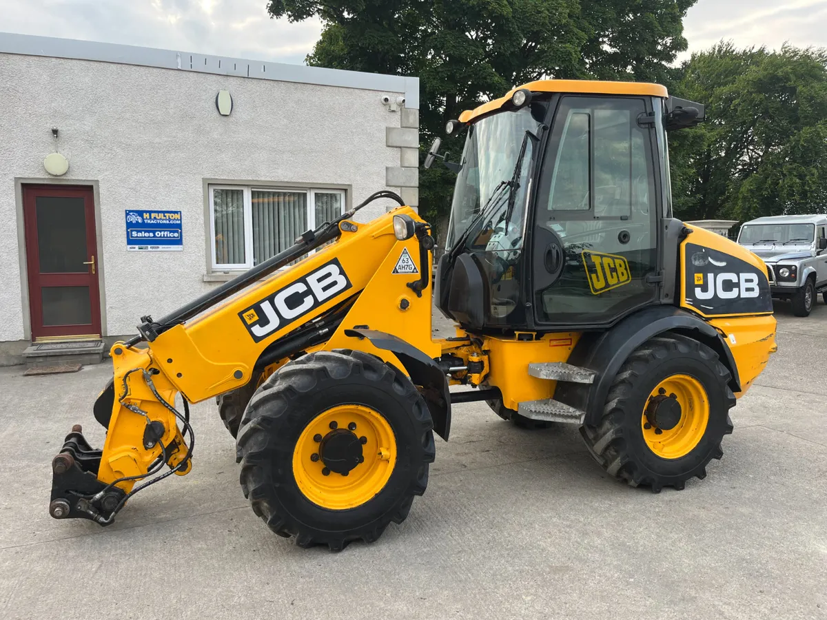 JCB TM220 - Image 1
