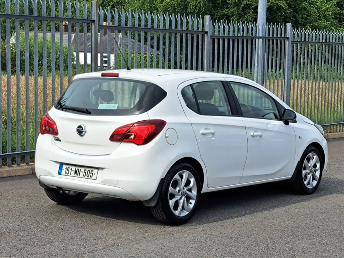 Opel Corsa Excite 1.4 90bhp - Image 3