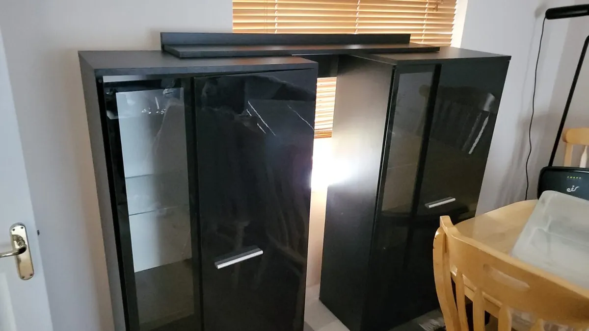 Tv unit ,  2 wall mounted cabinet  and shelf - Image 2