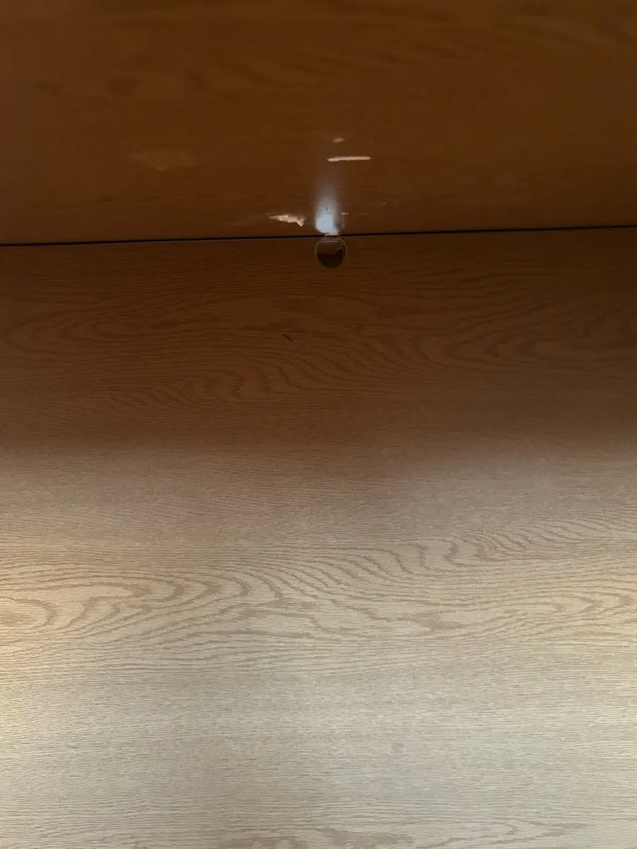 Office desk - Image 2