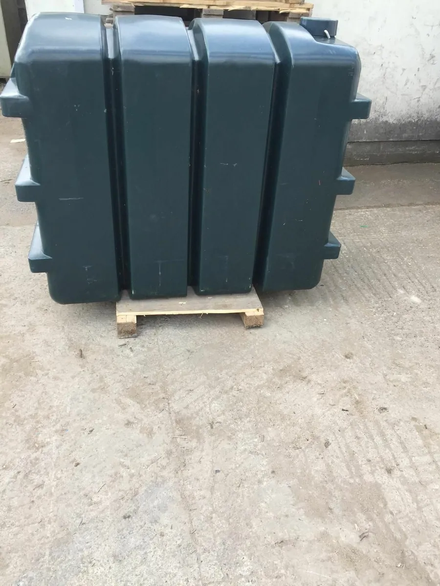 Oil Tank 900 Litres