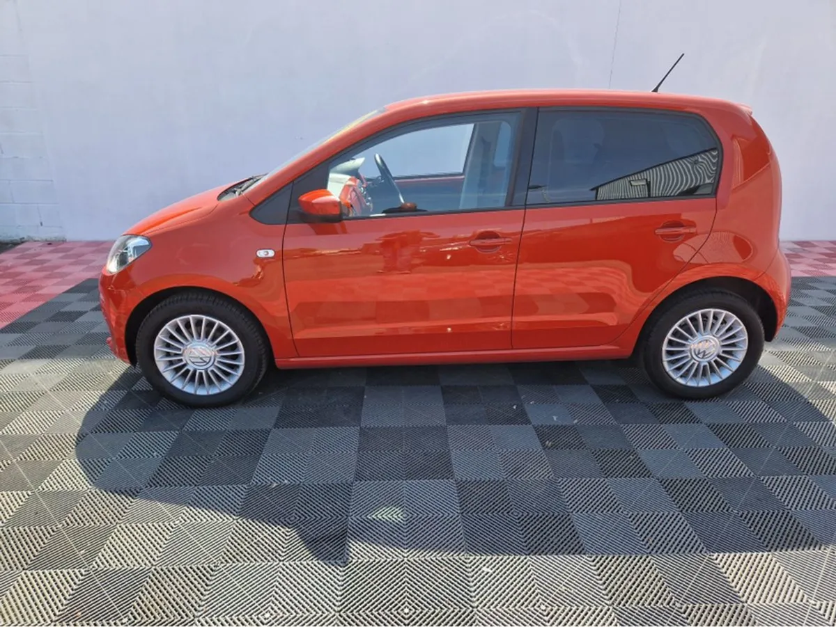 Volkswagen Up! Highline 1.0 Petrol Automatic 5DR - Image 3