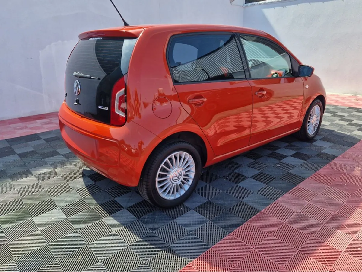 Volkswagen Up! Highline 1.0 Petrol Automatic 5DR - Image 4
