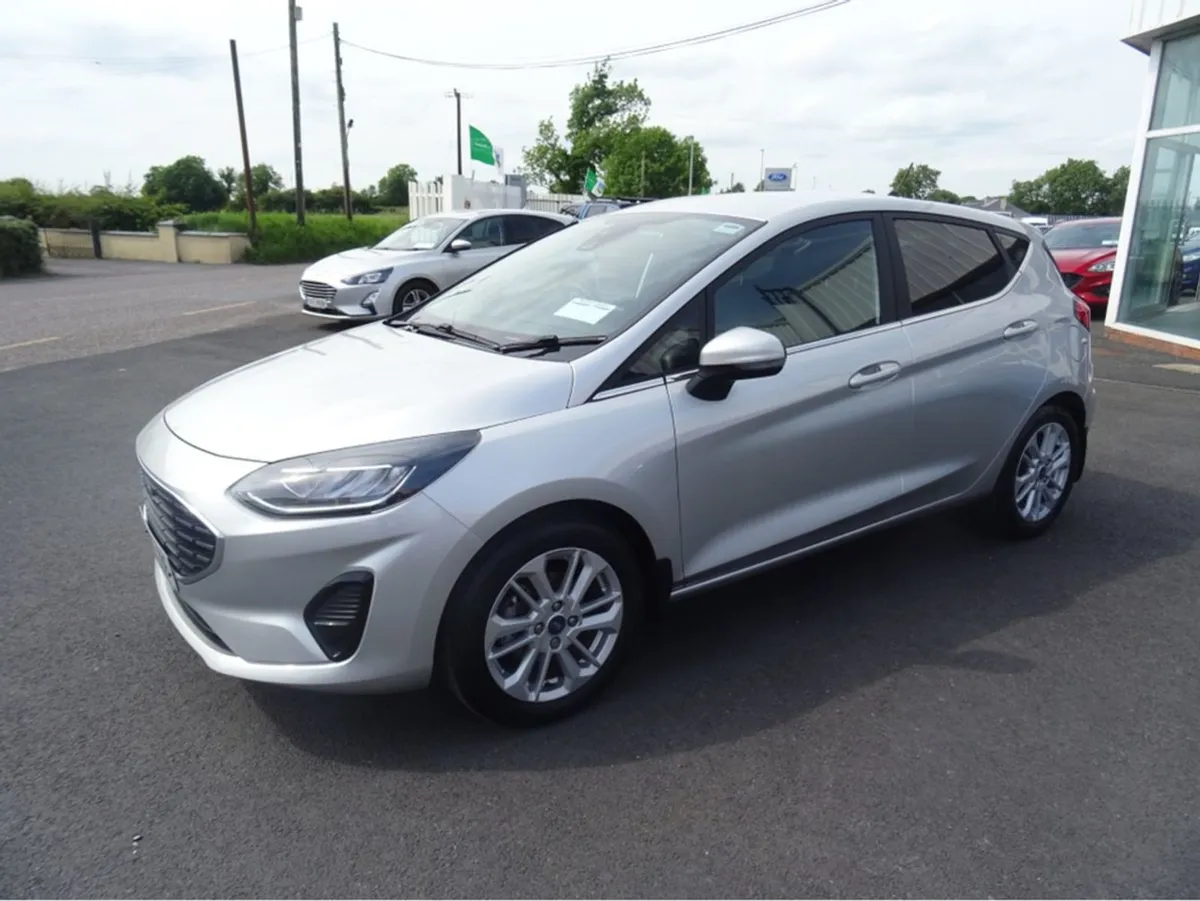 Ford Fiesta Titanium 5DR 1.0t 100 S6 S6.2 M6 4 - Image 2