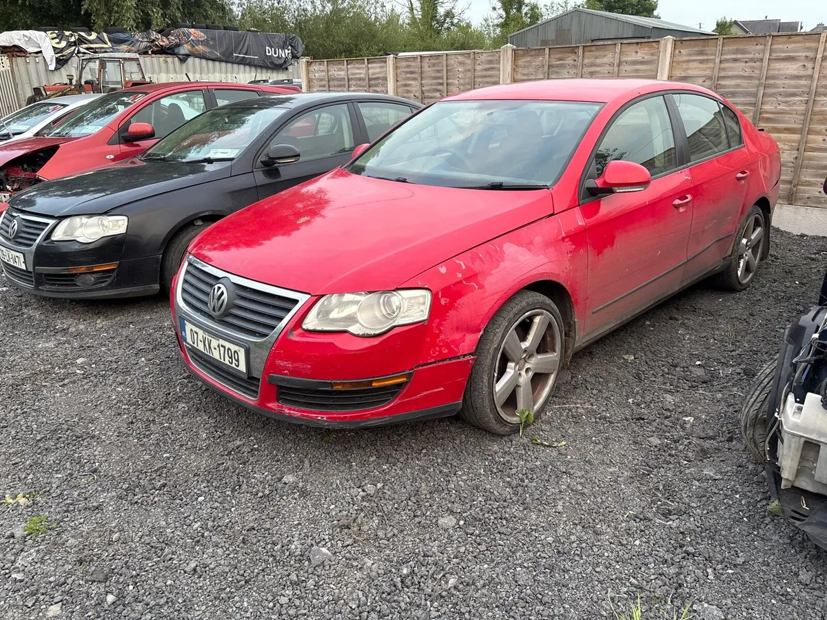 Vw passat X 2 for breaking - Image 2