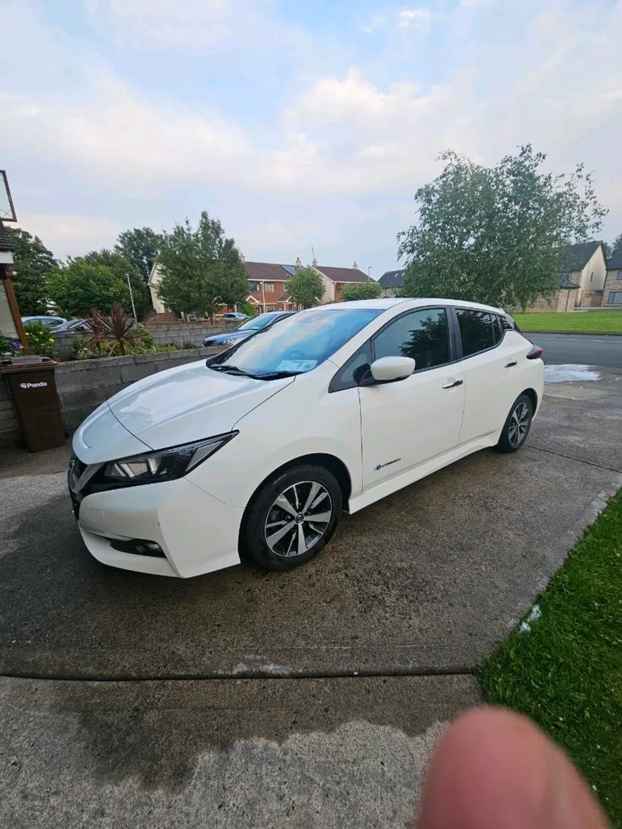 182 Nissan leaf 40kw bargain - Image 2