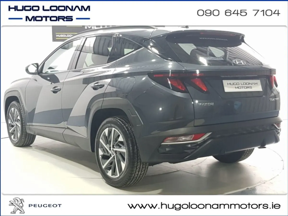 Hyundai Tucson Ix35 Executive 5DR - Image 3