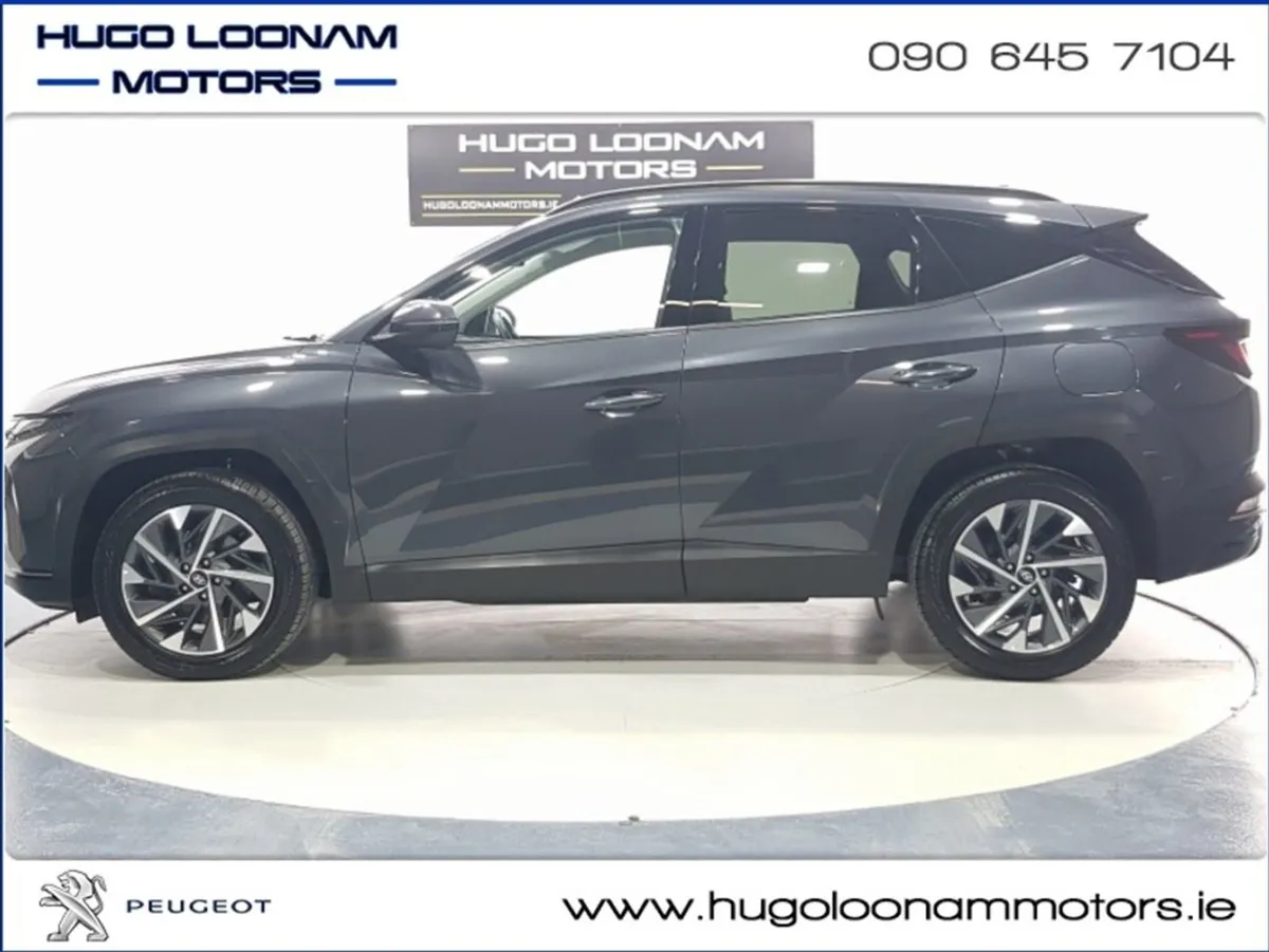 Hyundai Tucson Ix35 Executive 5DR - Image 4