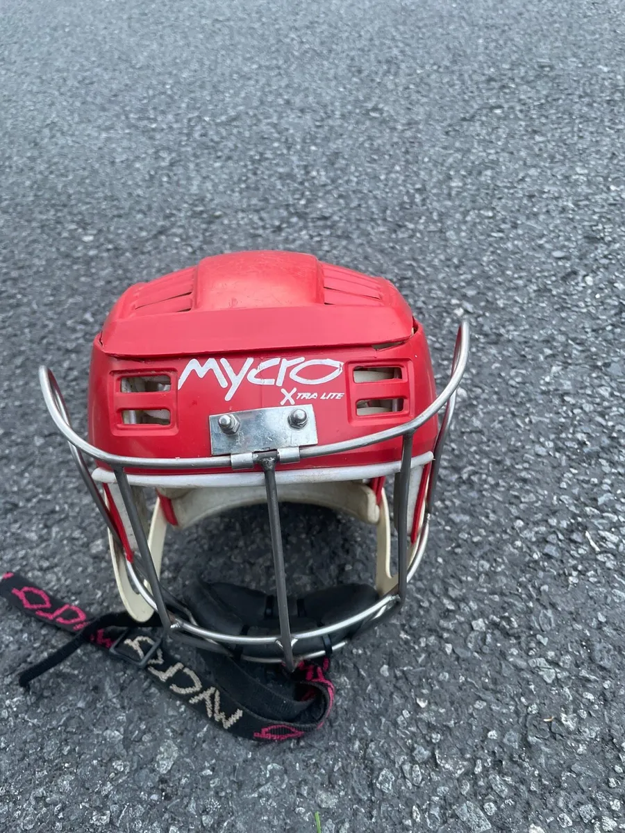 hurling helmet - Image 2