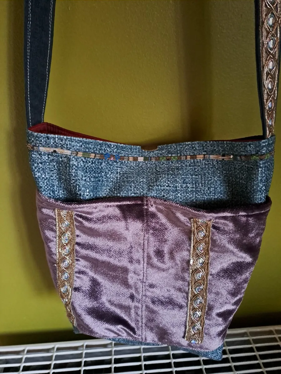 Handbag.. Electric Picnic  Themed - Image 4