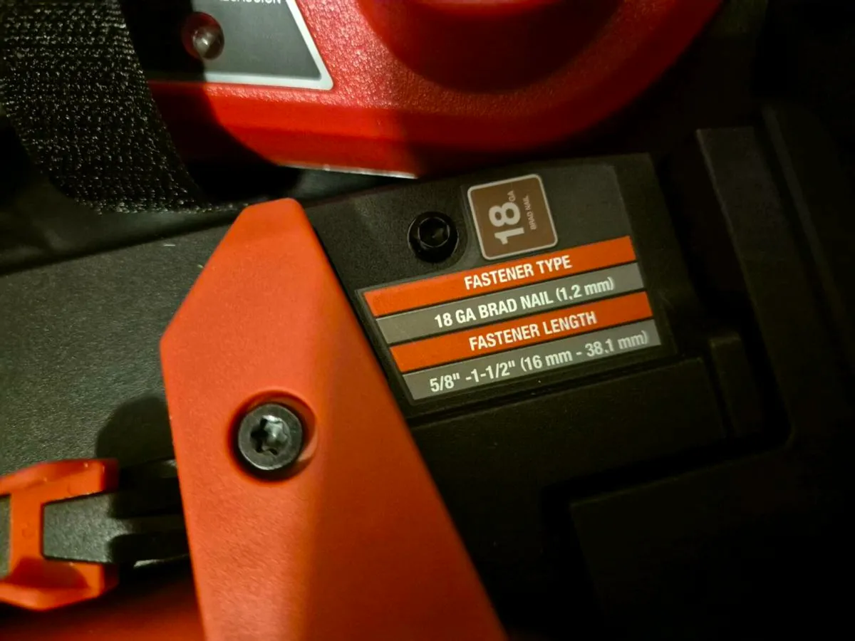 Milwaukee M12 Fuel 18 Gauge Nail Gun Kit - Image 4