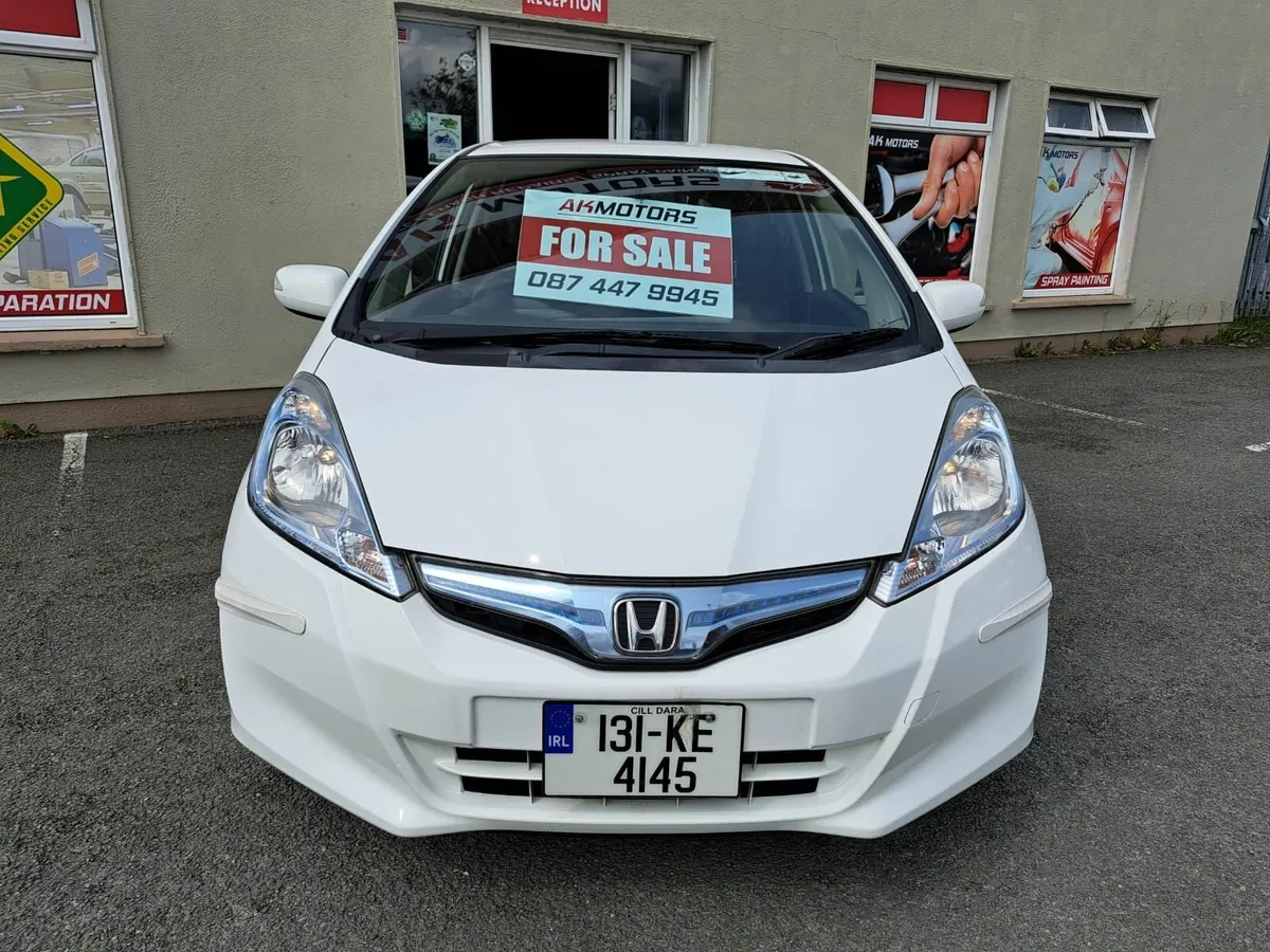 Honda Jazz  Fit 2013 1.3 Hybrid Auto New Nct 6/26 - Image 1