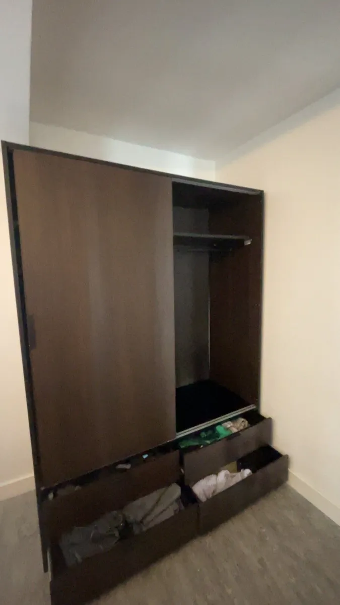 Wardrobes - Image 2