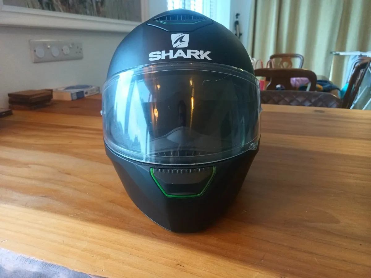 Shark Motorcycle Helmet - Image 2