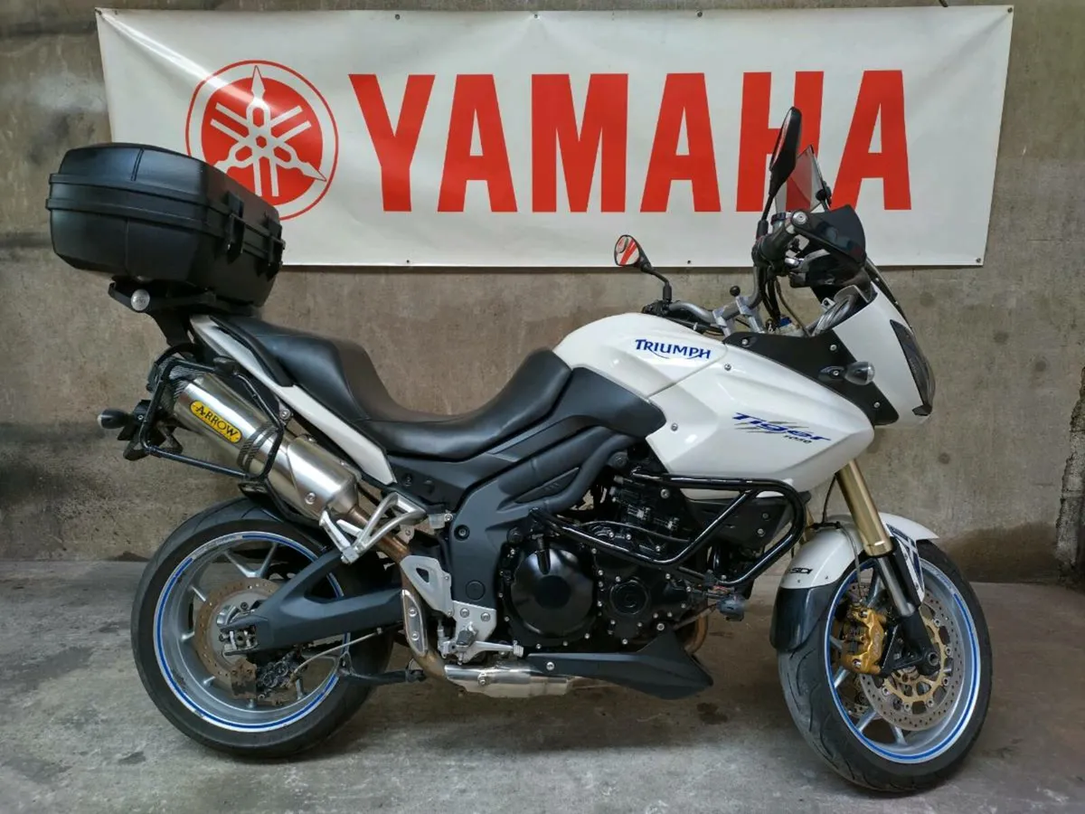 Triumph tiger 1050 sport (low seat) - Image 1
