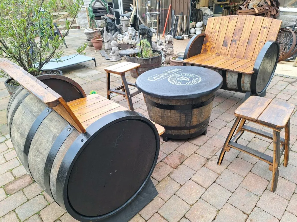 Oak barrel garden furniture - Image 1